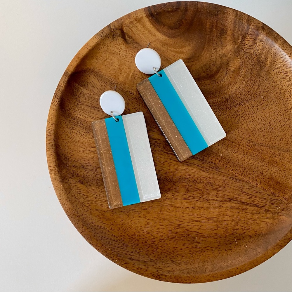4/$15 Bold Teal Blue White Gold Acrylic Bold Rectangle Drop Earrings